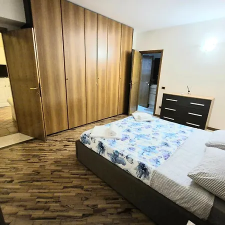 Sant'anna Apartmán *